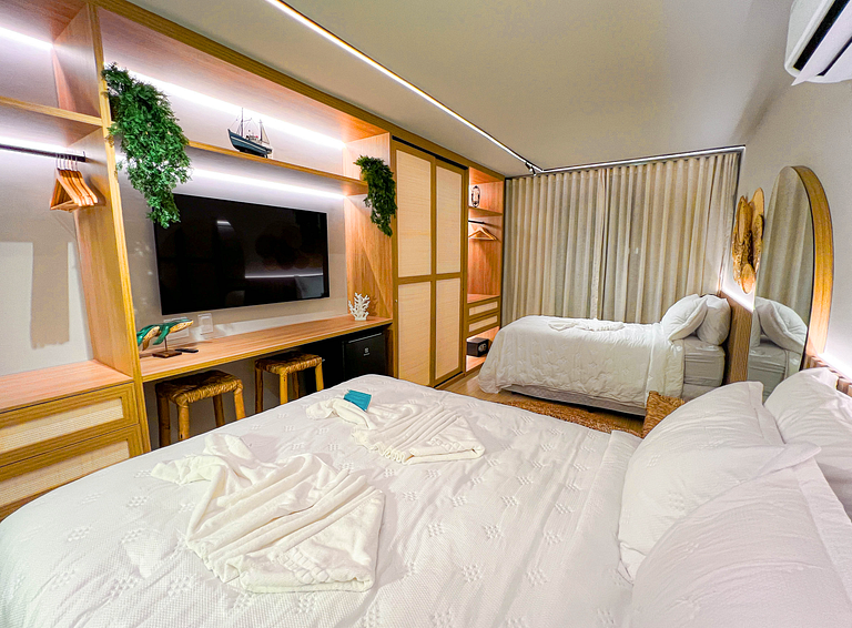 Setai Yacht Luxxor - By Almare Flats