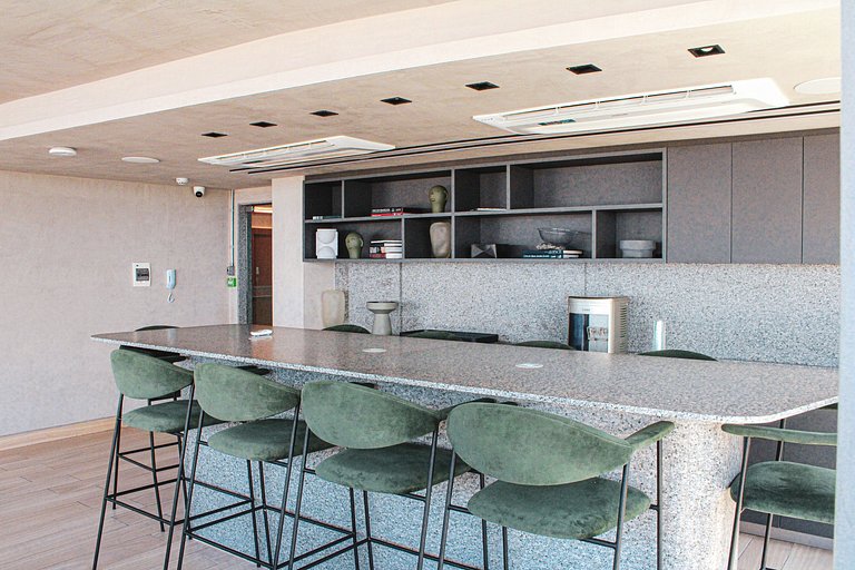 Setai Yacht Studio 3 - By Almare Flats