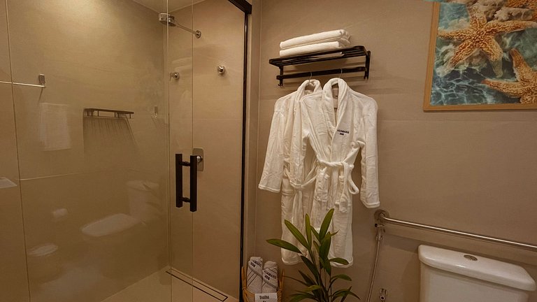 Setai Aquamaris Romantic - By Almare