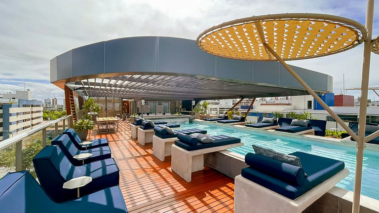 Setai Aquamaris Romantic - By Almare