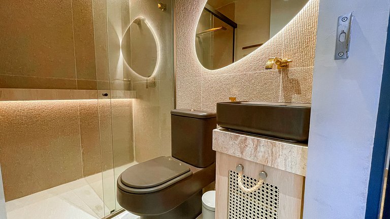 Flat Varanda Lateral I - by Almare