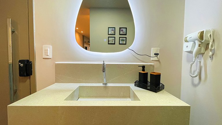 Flat FM20 Cabo Branco Light IV - By Almare