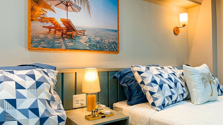 Flat FM20 Cabo Branco Light IV - By Almare