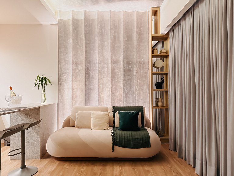Luxo e conforto c/ banheira ao ar livre