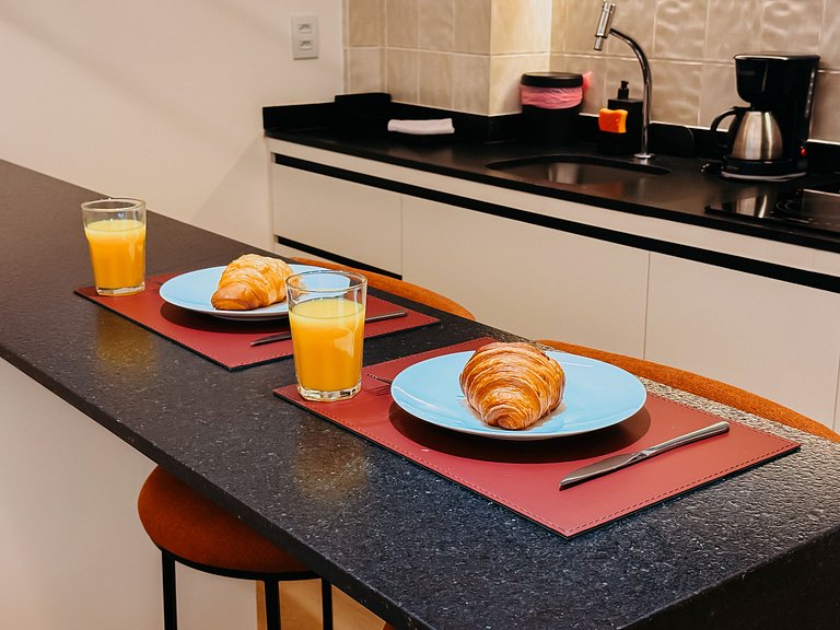 Studio moderno para 4 pessoas c/cozinha completa