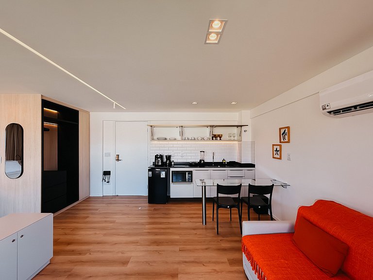 Mondrian Flat Apto 13