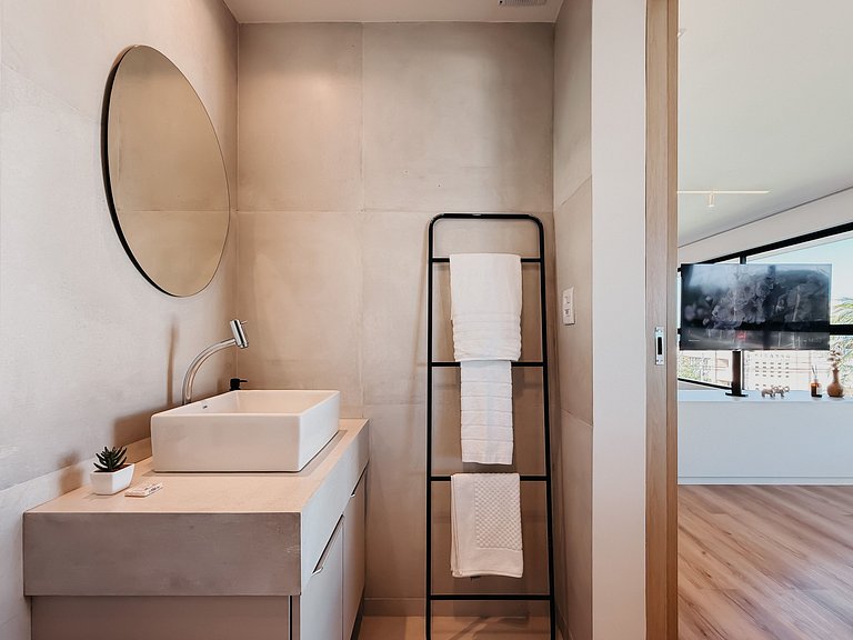 Mondrian Flat Apto 13
