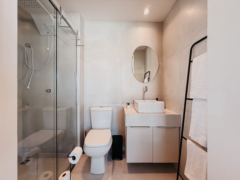 Mondrian Flat Apto 13