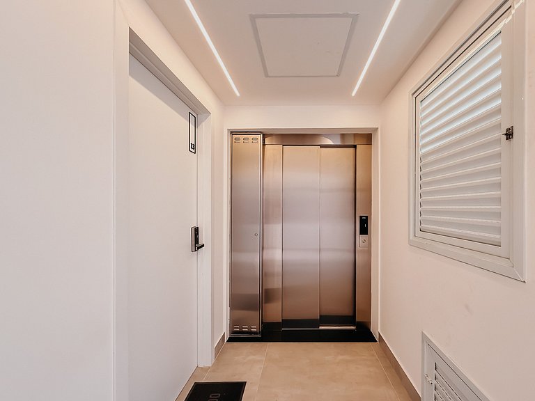 Studio amplo c/ cozinha completa e equipada