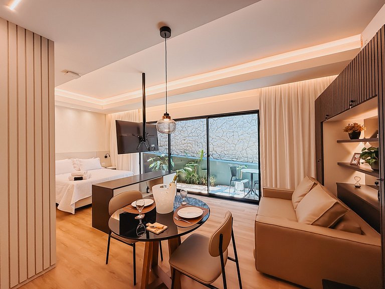 Mondrian Flat com Jardim Privativo