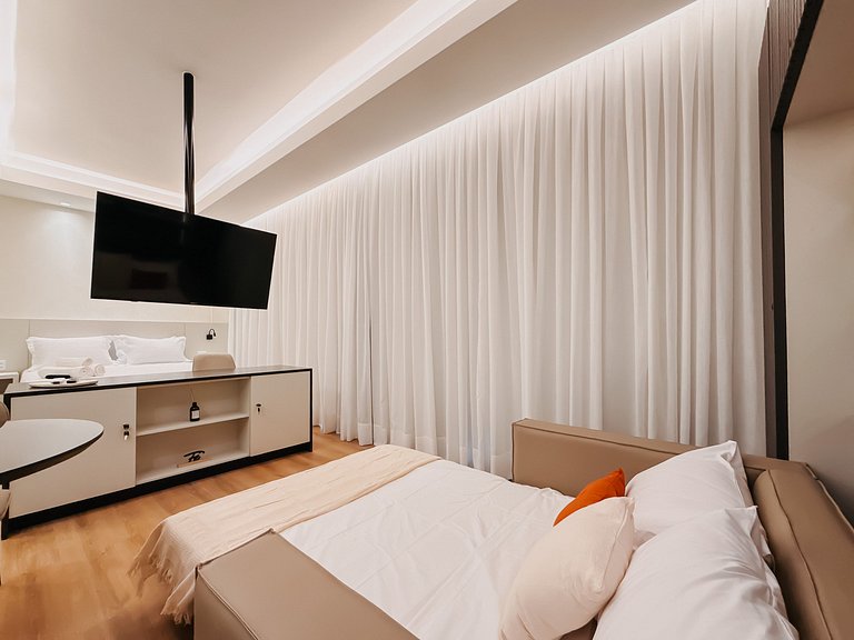 Mondrian Flat com Jardim Privativo