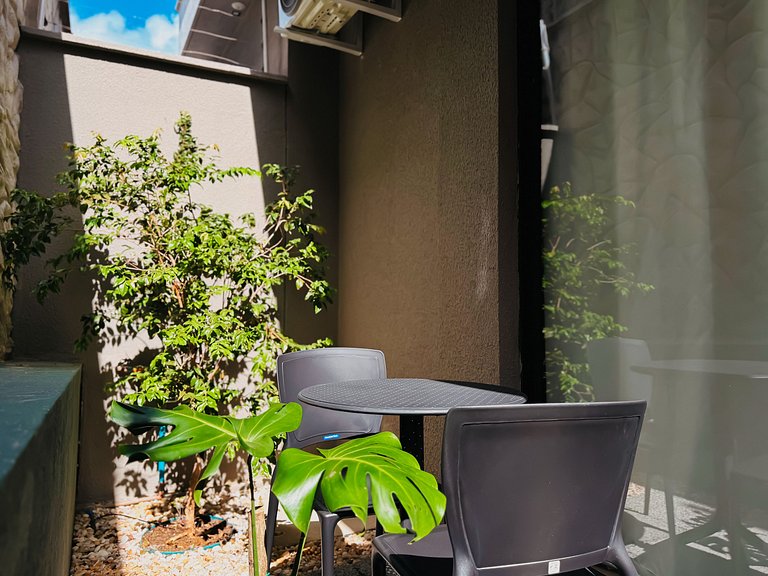 Mondrian Flat com Jardim Privativo