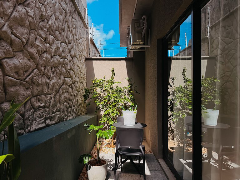 Mondrian Flat com Jardim Privativo