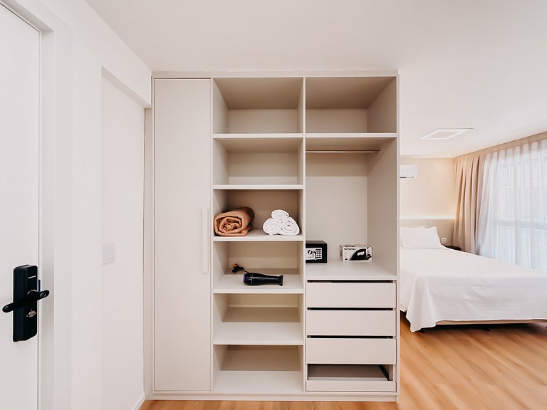 Mondrian Flat Apto 12/ Luxo e Conforto para Casais