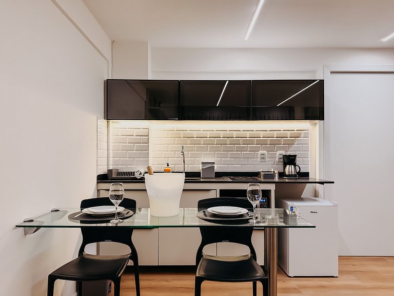 Mondrian Flat Apto 12/ Luxo e Conforto para Casais