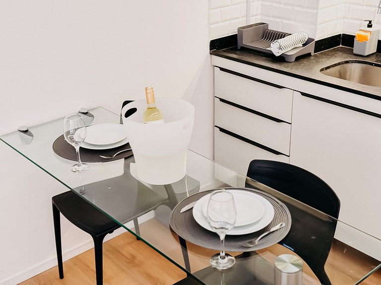 Mondrian Flat Apto 12/ Luxo e Conforto para Casais