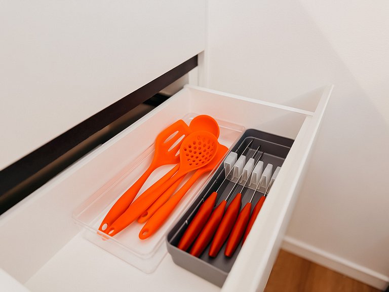 Studio amplo c/ cozinha completa e equipada