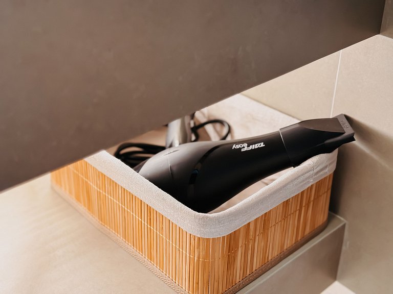 Luxo e conforto c/ banheira ao ar livre