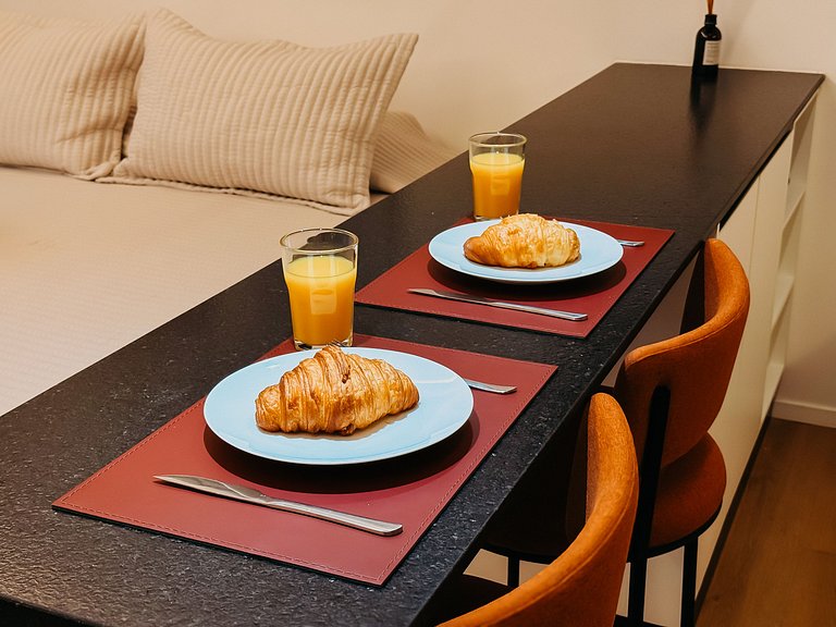 Studio moderno para 4 pessoas c/cozinha completa