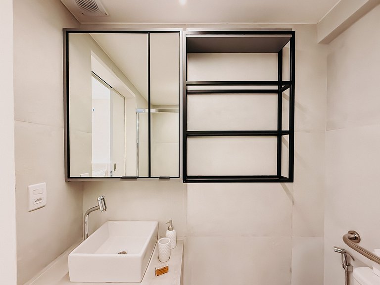 Mondrian Flat Apto 12/ Luxo e Conforto para Casais